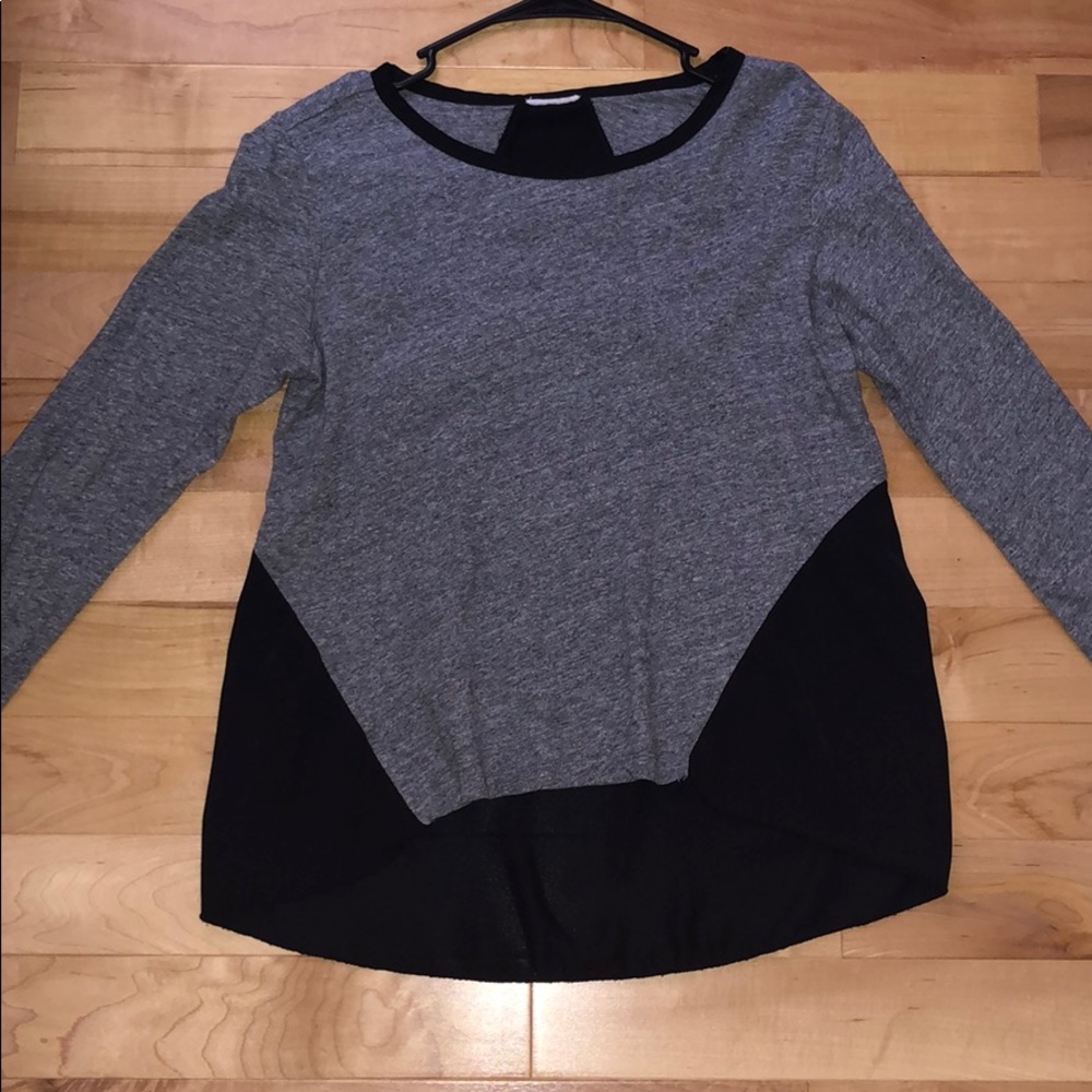Converse gray and black long sleeve top